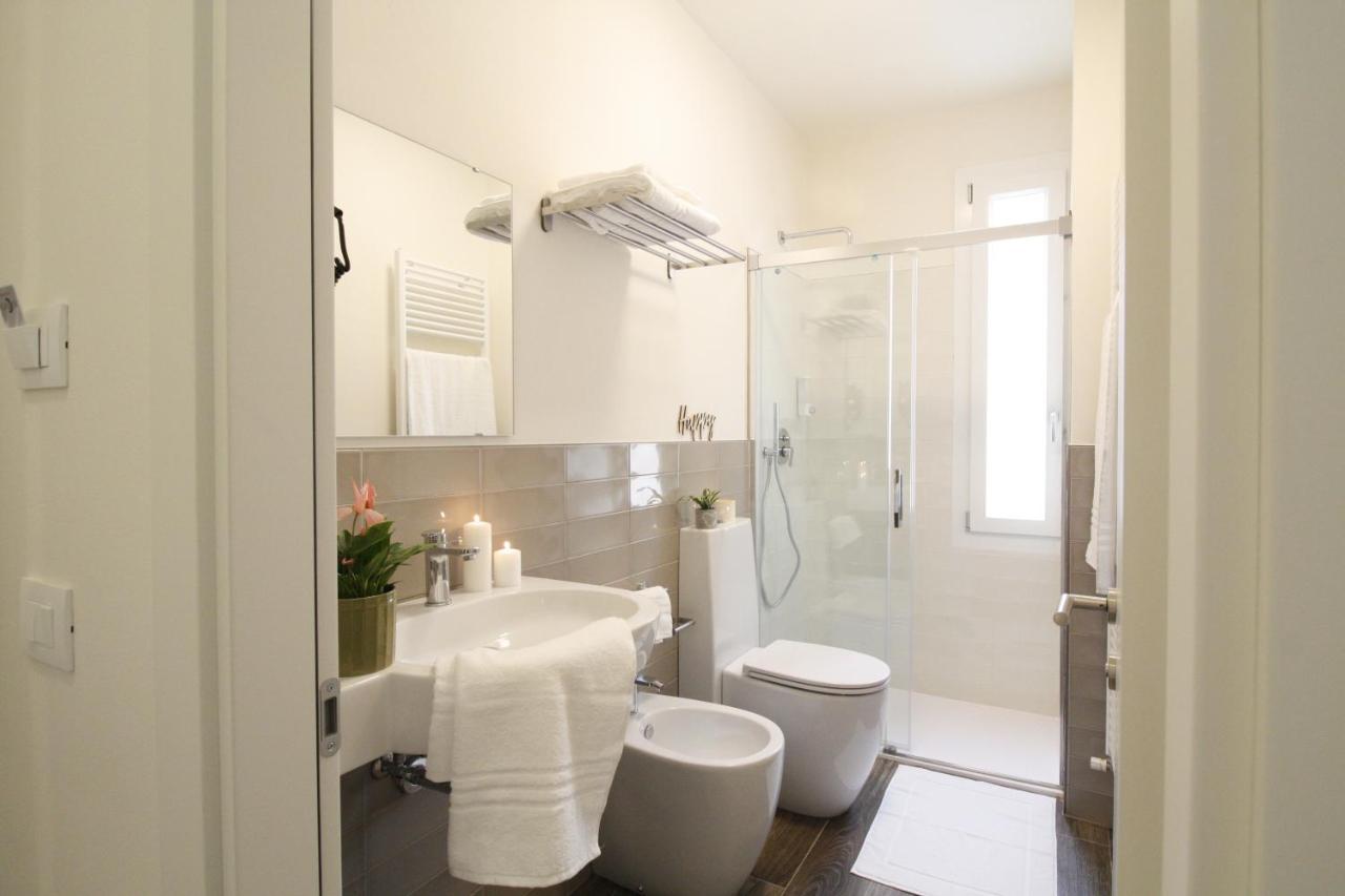 Bed & Basta Hotel Reggio Emilia Exterior photo